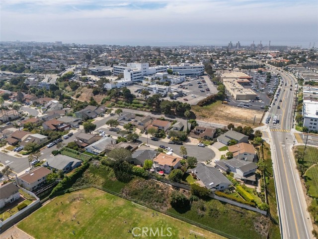 Detail Gallery Image 43 of 46 For 19332 Tomlee Ave, Torrance,  CA 90503 - 3 Beds | 2 Baths