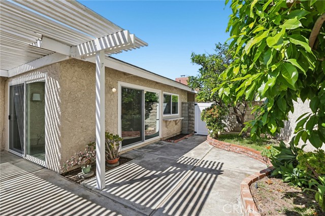 Detail Gallery Image 33 of 37 For 5 Poinsettia, Irvine,  CA 92604 - 3 Beds | 2 Baths