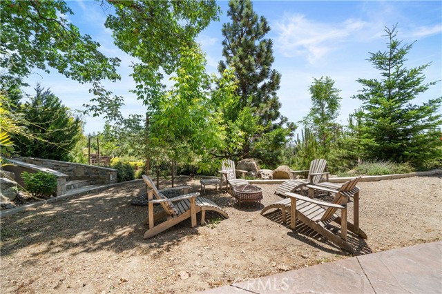 26000 Deertrail Drive, Tehachapi CA: https://media.crmls.org/medias/d99ed01a-a97d-493b-8b3b-7147628556eb.jpg