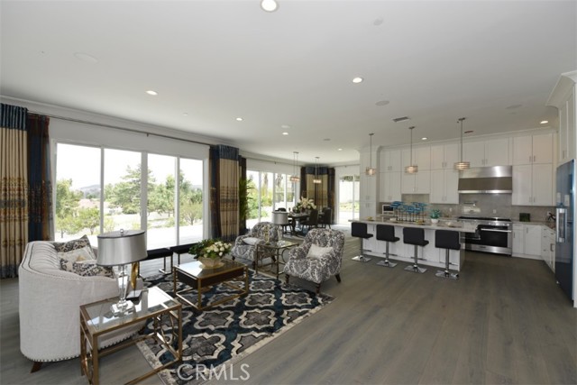 Detail Gallery Image 14 of 63 For 15451 Painter Dr, Chino Hills,  CA 91709 - 5 Beds | 5/1 Baths