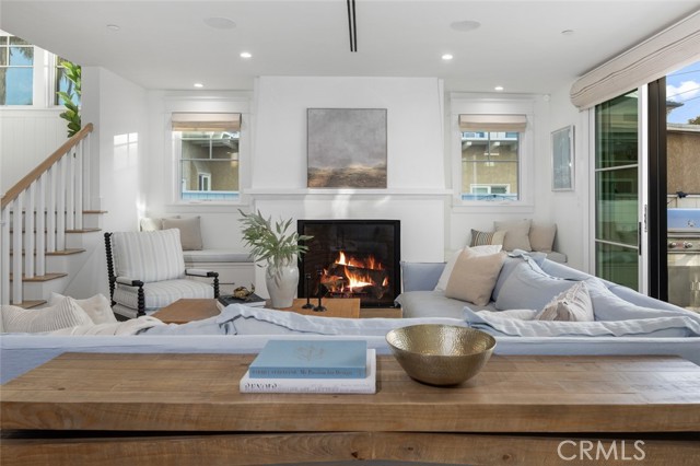 Detail Gallery Image 26 of 75 For 153 Granada Ave, Long Beach,  CA 90803 - 5 Beds | 4 Baths