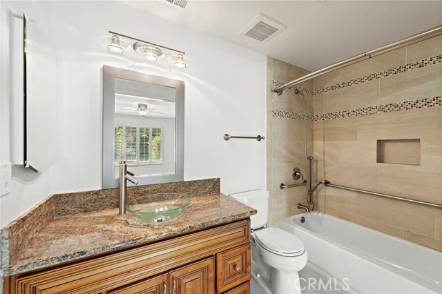 Detail Gallery Image 11 of 18 For 3131 N via Serena a,  Laguna Woods,  CA 92637 - 3 Beds | 2 Baths