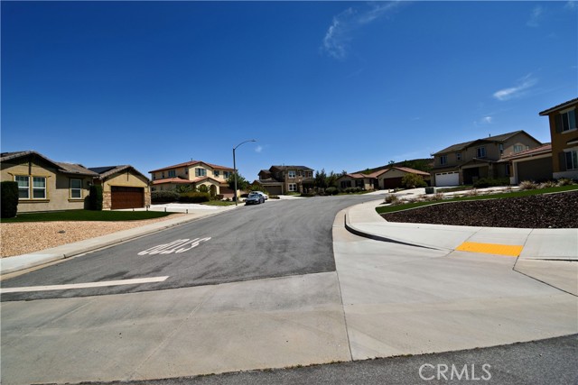 32458 Daisy Drive, Winchester CA: https://media.crmls.org/medias/d9a0031c-e307-4c4e-867a-2d598f19b22b.jpg