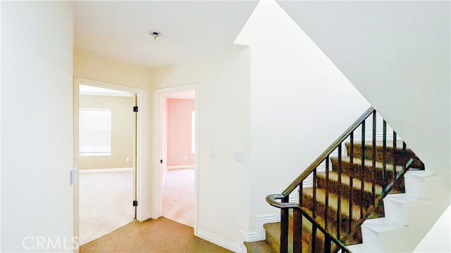 10623 Moorpark photo 36