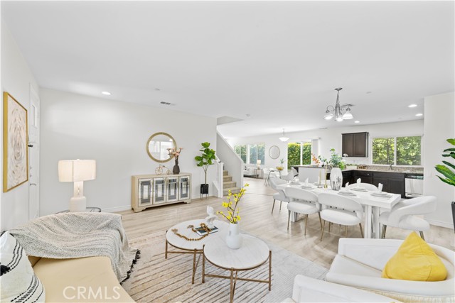 Detail Gallery Image 5 of 33 For 16502 Cadence Ln, Fontana,  CA 92336 - 3 Beds | 2/1 Baths