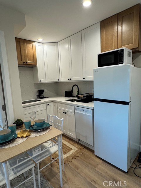 Detail Gallery Image 5 of 11 For 24405 Lemay St, West Hills,  CA 91307 - 1 Beds | 1 Baths