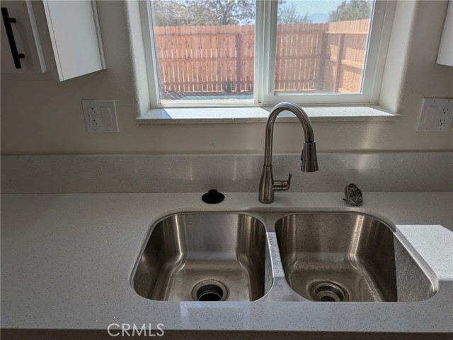 Detail Gallery Image 7 of 25 For 9878 Magnolia Ave, California City,  CA 93505 - 3 Beds | 2 Baths