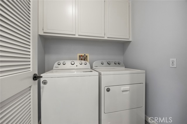 72 Salton, Irvine CA: https://media.crmls.org/medias/d9a3e7c6-c207-45b2-85f3-5f7a69f4d65f.jpg