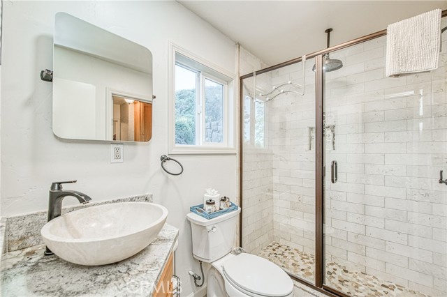 Image 19 of 46 For 37748 Marina View Drive