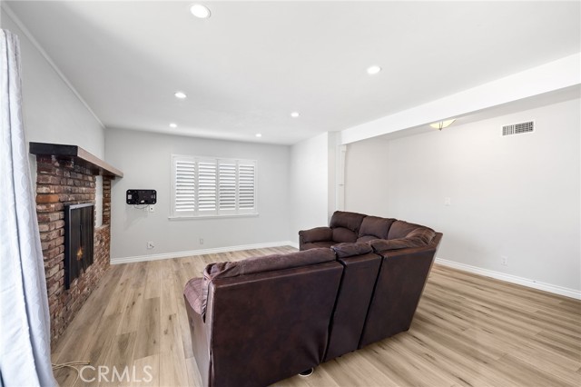 Detail Gallery Image 8 of 37 For 15458 Pastrana Dr, La Mirada,  CA 90638 - 4 Beds | 2 Baths