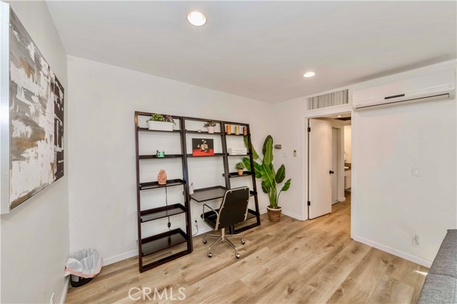 Detail Gallery Image 4 of 26 For 465 S Los Robles Ave #15,  Pasadena,  CA 91101 - 1 Beds | 1 Baths