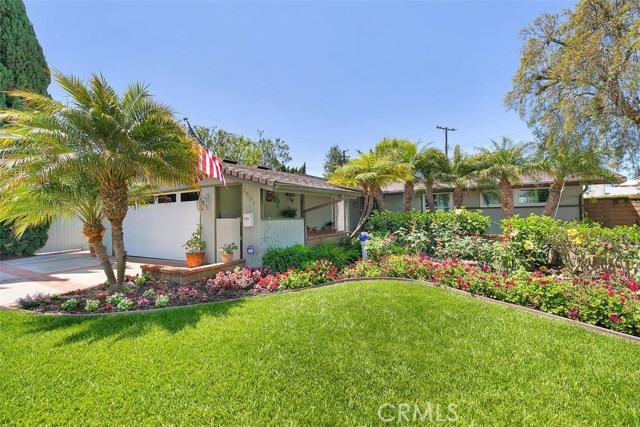 2537 Greenbriar Ln, Costa Mesa, CA 92626