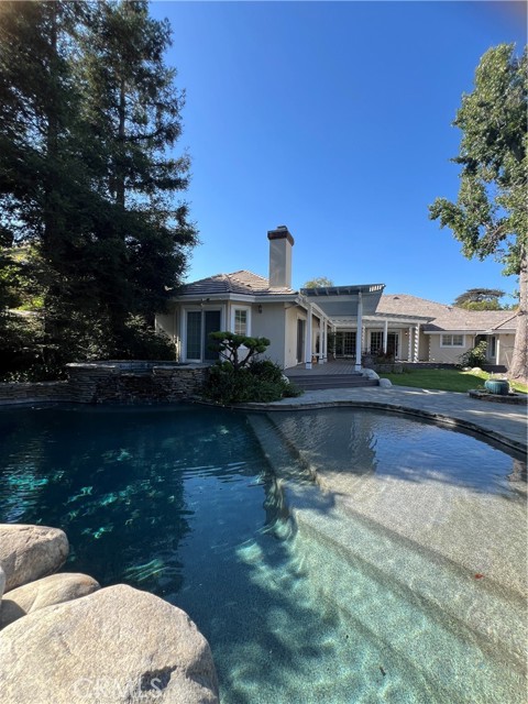 270 W Lemon Avenue, Arcadia CA: https://media.crmls.org/medias/d9a49a5b-f9bc-4e23-976d-a0ec30eece9d.jpg