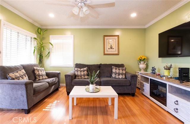 Detail Gallery Image 13 of 30 For 2121 E Shauer, Compton,  CA 90222 - 4 Beds | 2 Baths