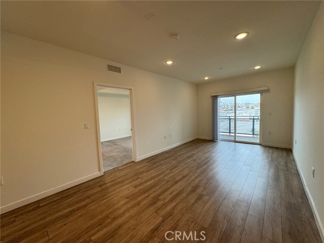 Detail Gallery Image 4 of 37 For 1025 S Berendo St #411,  Los Angeles,  CA 90006 - 2 Beds | 2 Baths