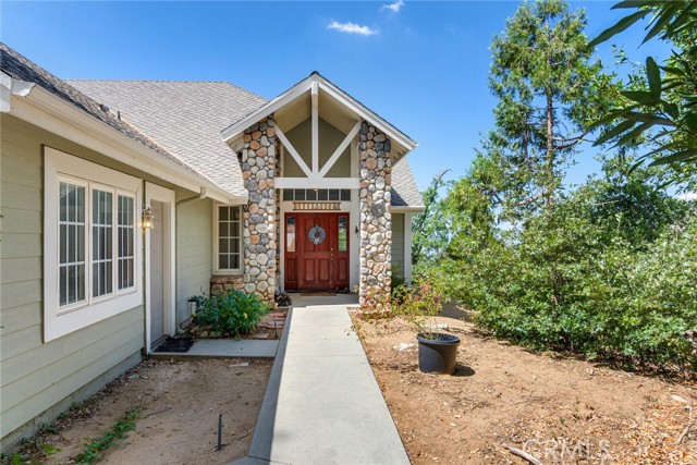 Image 40 of 66 For 39065 Oak Glen Road