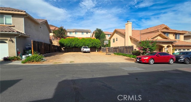 Detail Gallery Image 15 of 26 For 11852 N Birch Grove, Sylmar,  CA 91342 - 5 Beds | 3/1 Baths