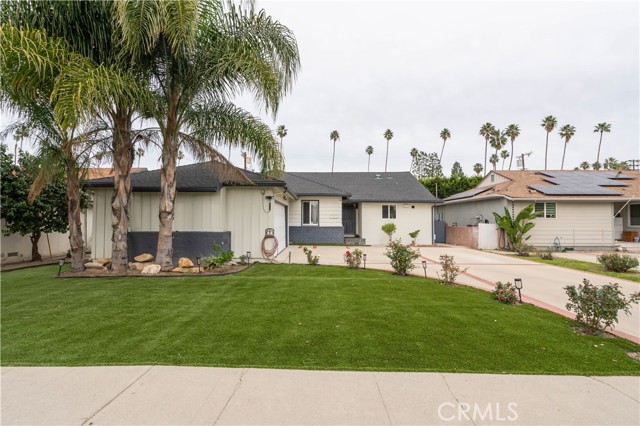 Detail Gallery Image 7 of 39 For 19127 Enadia, Reseda,  CA 91335 - 4 Beds | 2 Baths