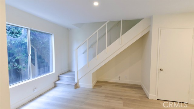 Detail Gallery Image 8 of 26 For 218 Avenida Rosa #1,  San Clemente,  CA 92672 - 3 Beds | 1/1 Baths