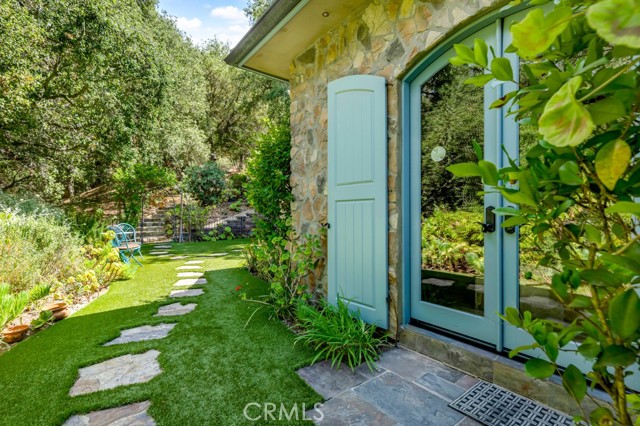 Detail Gallery Image 7 of 42 For 3439 Dorothy Rd, Topanga,  CA 90290 - 4 Beds | 4 Baths
