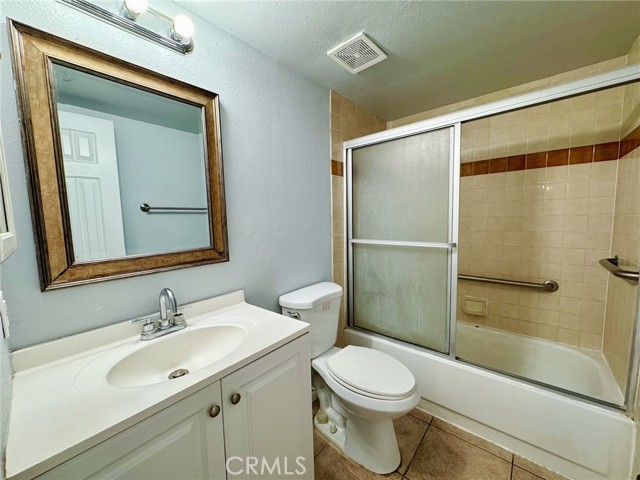 Detail Gallery Image 10 of 17 For 321 N Lincoln Ave #B,  Monterey Park,  CA 91755 - 4 Beds | 3 Baths