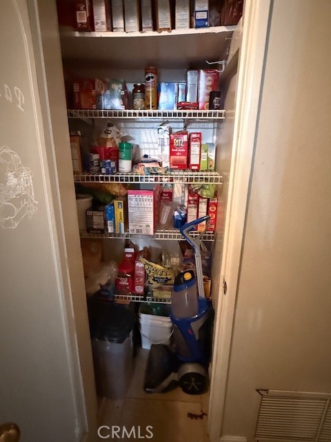 Detail Gallery Image 23 of 26 For 27135 Cabrera, Saugus,  CA 91350 - 4 Beds | 2 Baths