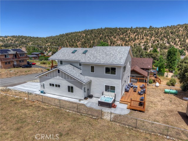 1215 Valley View Drive, Big Bear City CA: https://media.crmls.org/medias/d9a9e4ca-9eb0-4c7a-9da3-e79298159f37.jpg