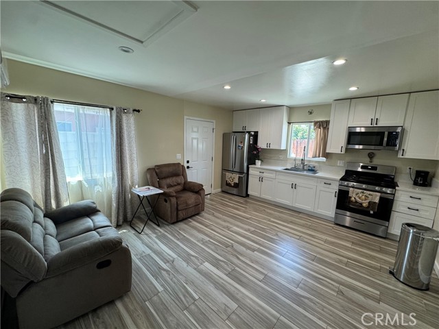 Image 1 of 35 For 4850 Vincent