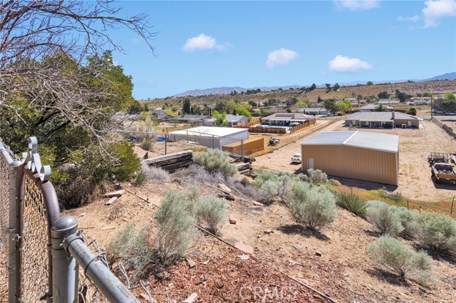 Detail Gallery Image 53 of 57 For 16783 Mission, Hesperia,  CA 92345 - 4 Beds | 3 Baths