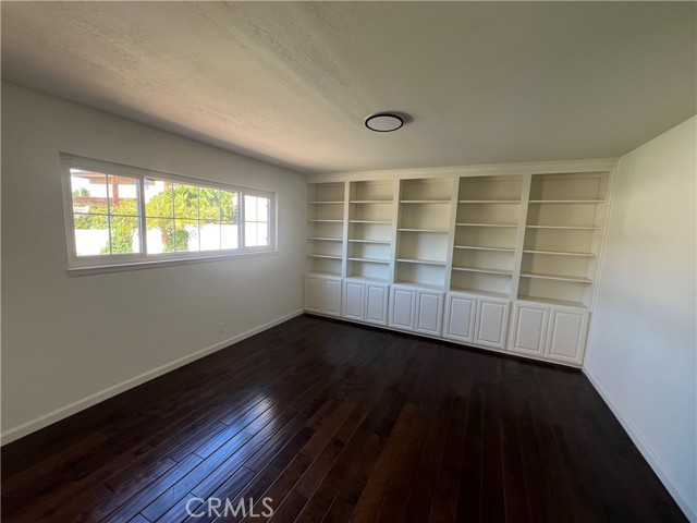 Detail Gallery Image 19 of 19 For 16091 Gold Cir, Huntington Beach,  CA 92647 - 5 Beds | 2 Baths