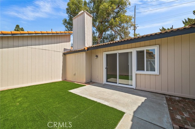 Detail Gallery Image 12 of 19 For 1043 Border Ave, Corona,  CA 92882 - 2 Beds | 2 Baths