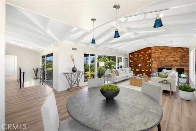 Detail Gallery Image 16 of 70 For 1961 Temple Hills Dr, Laguna Beach,  CA 92651 - 4 Beds | 4 Baths