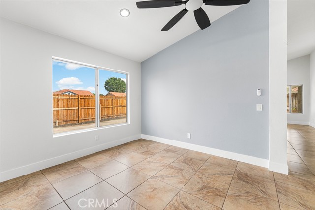 Detail Gallery Image 28 of 58 For 4042 E Avenue R6, Palmdale,  CA 93552 - 3 Beds | 2 Baths