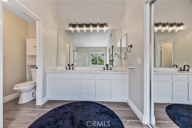 540 Newport Circle, Corona CA: https://media.crmls.org/medias/d9abc6e7-42a6-4071-9a04-a0158feba90a.jpg
