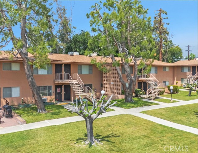 Detail Gallery Image 4 of 68 For 345 W 41st St, San Bernardino,  CA 92407 - – Beds | – Baths