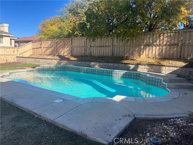 Detail Gallery Image 15 of 15 For 32372 Whispering Willow, Lake Elsinore,  CA 92532 - 5 Beds | 4 Baths