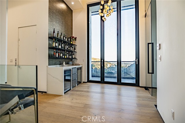 Detail Gallery Image 11 of 42 For 8144 Gould Ave, Los Angeles,  CA 90046 - 4 Beds | 5 Baths
