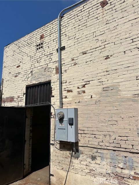 1200 W Slauson Avenue, Los Angeles, California 90044, ,Commercial Sale,For Sale,1200 W Slauson Avenue,CRSB24096848