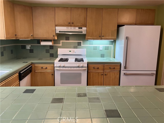 7544 Owens Street, Tujunga CA: https://media.crmls.org/medias/d9addee1-a7fe-40c0-a84a-502a728dc482.jpg