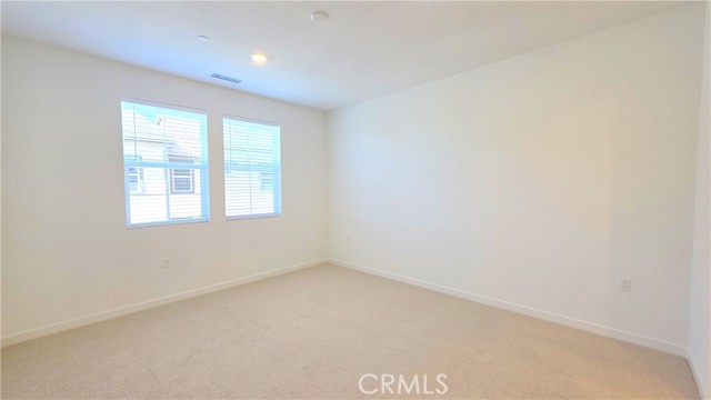 Detail Gallery Image 12 of 39 For 12951 Paradiso Dr #107,  Corona,  CA 92880 - 3 Beds | 3/1 Baths