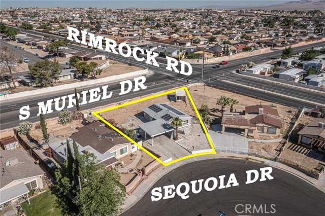 2008 Sequoia Drive, Barstow CA: https://media.crmls.org/medias/d9ae5f3c-4d35-4787-be29-bceecdd69a89.jpg