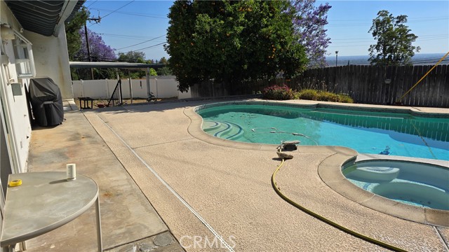 Detail Gallery Image 36 of 37 For 3930 Ironwood St, San Bernardino,  CA 92404 - 3 Beds | 2/1 Baths