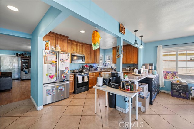 2015 N Castlegate Avenue, Compton, CA, 90221 2015 N Castlegate Avenue, Compton, CA, 90221