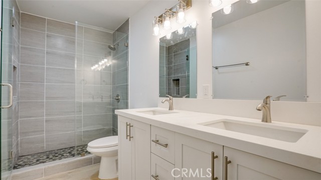 5903 Bonsallo Avenue, Los Angeles CA: https://media.crmls.org/medias/d9af68ce-bc10-47ca-baa4-d22cd0c906fa.jpg