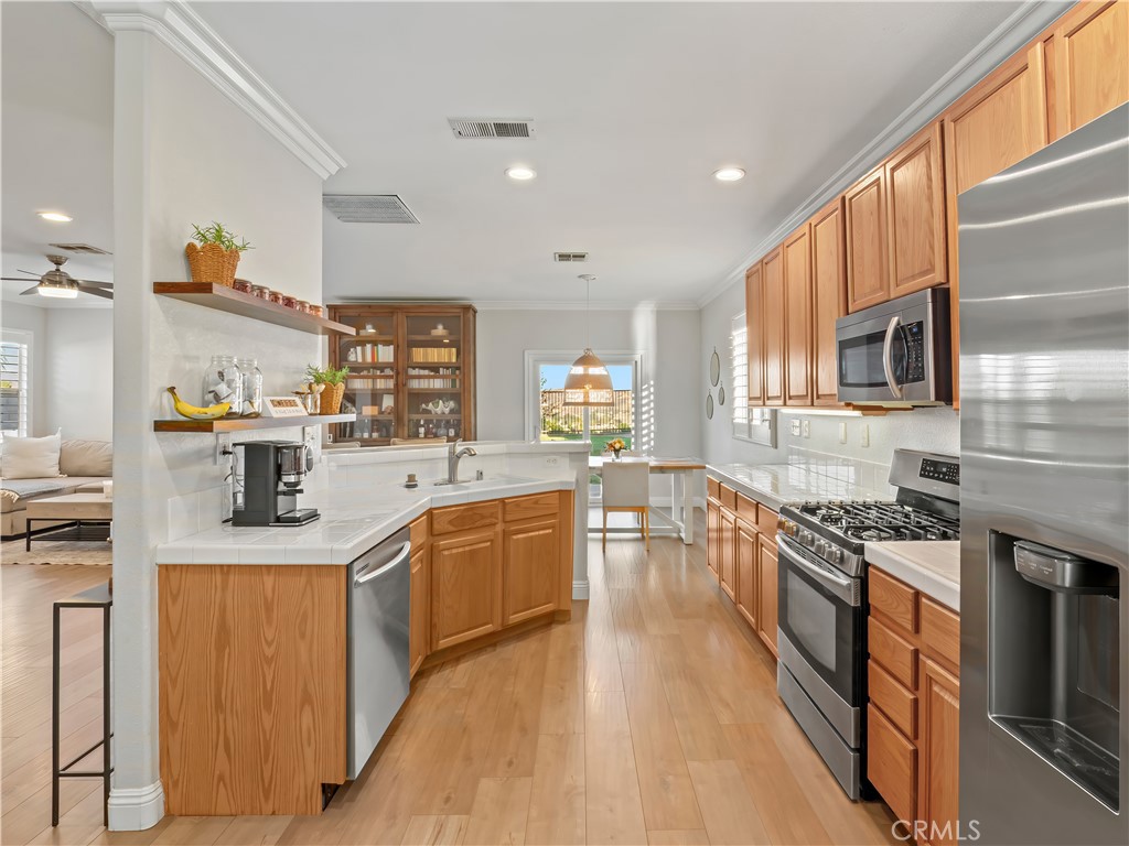 MLS #SR25245032 image #8