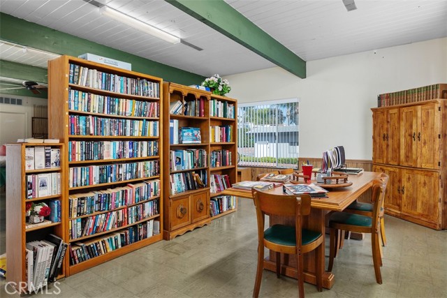 Detail Gallery Image 34 of 38 For 245 W Bobier Dr #33,  Vista,  CA 92083 - 2 Beds | 2 Baths