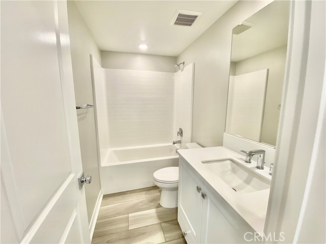 Detail Gallery Image 12 of 19 For 1400 Lasso Way #204,  Rancho Mission Viejo,  CA 92694 - 2 Beds | 2 Baths