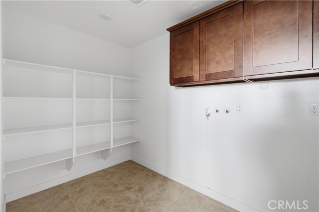 2411 Huron Rd, Rialto, CA 92377 photo 35