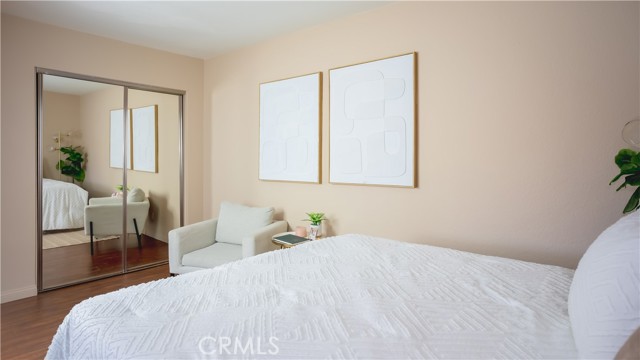 Detail Gallery Image 5 of 10 For 1345 Cabrillo Park Dr #B14,  Santa Ana,  CA 92701 - 1 Beds | 1 Baths