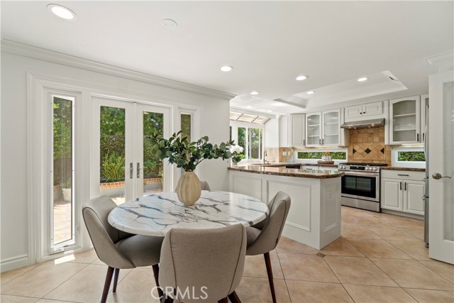 16 Harrisburg, Irvine CA: https://media.crmls.org/medias/d9b31106-a707-46e1-86ed-41b697112ec2.jpg